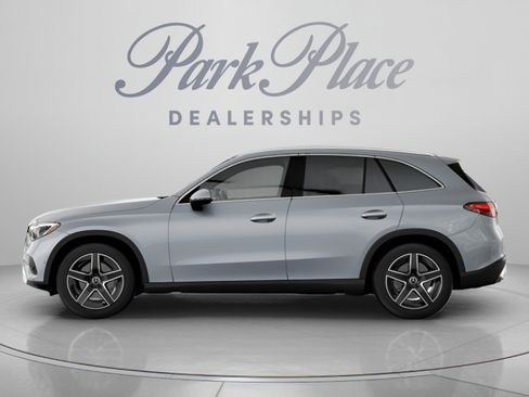 Used 2026 Mercedes-Benz GLC 300 image 7