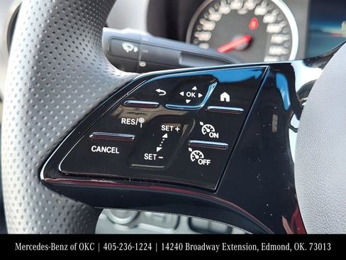 Used 2025 Mercedes-Benz Sprinter 2500 image 20