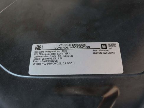 Used 2020 Chevrolet Corvette Stingray Coupe w/ 1LT image 8