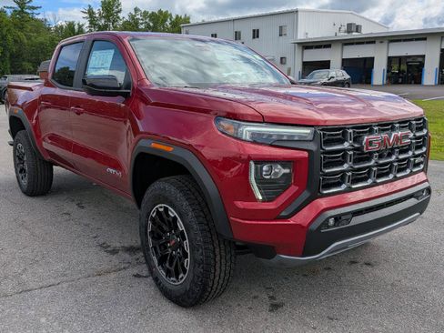 New 2026 GMC Canyon AT4 w/ Technology Plus Package AWD/4WD image 4