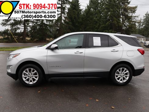 Used 2021 Chevrolet Equinox LT w/ Driver Convenience Package image 5