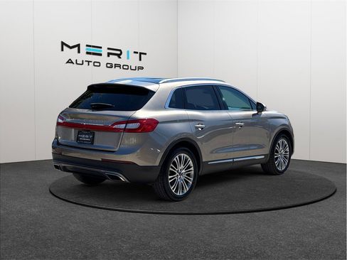 Used 2018 Lincoln MKX Reserve w/ Driver Assistance Package image 9
