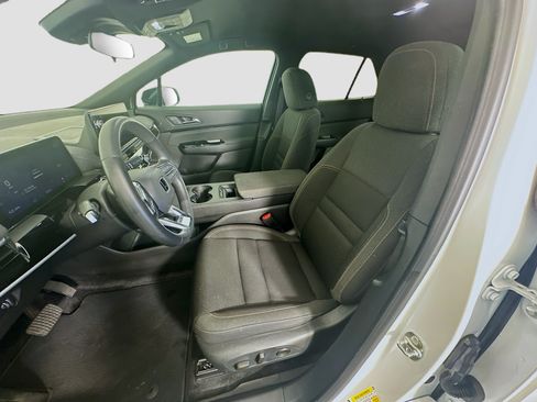 Used 2024 Honda Prologue EX image 13