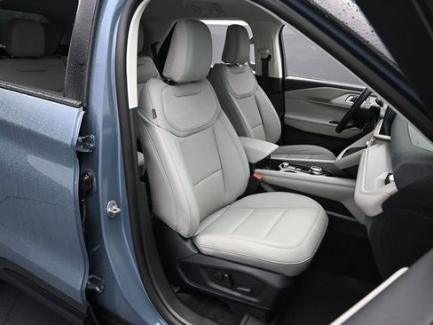 New 2026 Ford Explorer Active w/ Active Comfort Package image 29