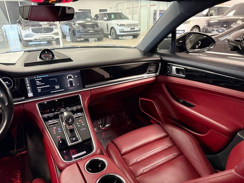 Used 2018 Porsche Panamera 4S w/ Premium Package Plus AWD/4WD image 13