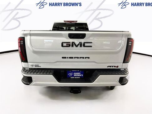 New 2026 GMC Sierra 2500 AT4 w/ AT4 Premium Plus Package AWD/4WD image 31