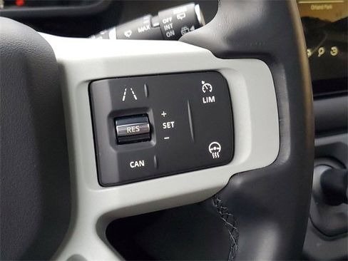 Certified 2023 Land Rover Defender 130 SE image 26