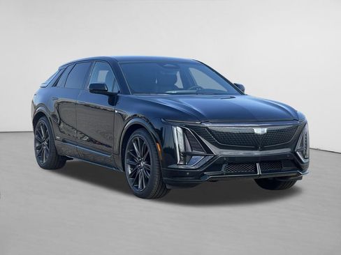 New 2026 Cadillac Lyriq V AWD/4WD image 1