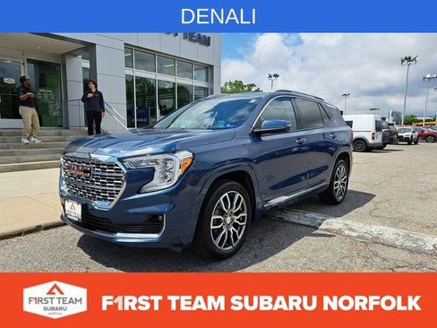 Used 2024 GMC Terrain Denali w/ Denali Premium Package AWD/4WD image 1