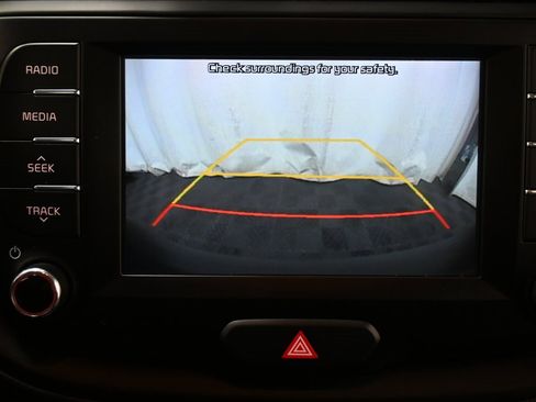 Used 2021 Kia Soul LX image 15