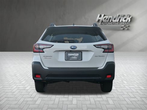 Certified 2025 Subaru Outback Premium image 8