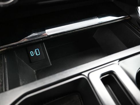 Used 2023 Ford F150 Lariat image 18