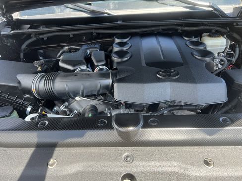 Used 2013 Toyota 4Runner Limited AWD/4WD image 18