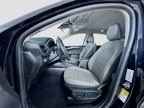 Used 2021 Ford Escape SE w/ SE Sport Appearance Package AWD/4WD image 11