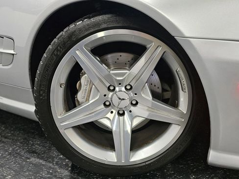 Used 2009 Mercedes-Benz SL 550 image 26