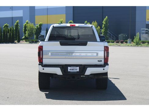 Used 2022 Ford F350 Platinum w/ FX4 Off-Road Package AWD/4WD image 3