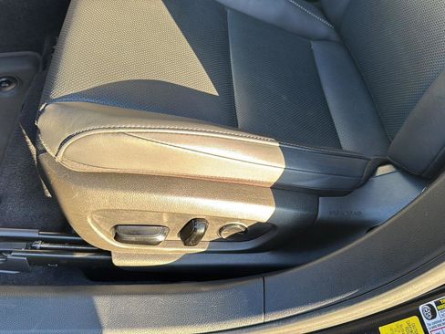 Certified 2022 Lexus ES 350 w/ Premium Package image 28