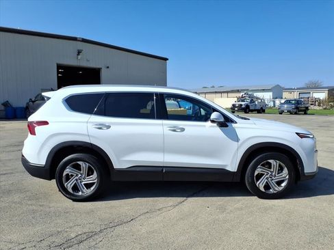 Used 2023 Hyundai Santa Fe SEL image 3