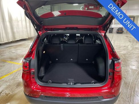 New 2026 Jeep Compass Latitude AWD/4WD image 22