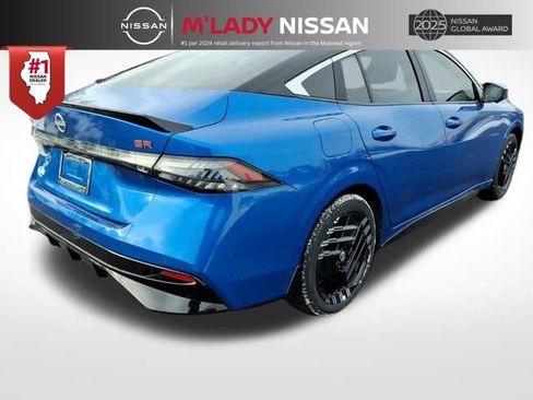 New 2026 Nissan Sentra SR image 7