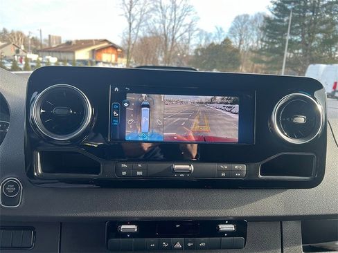 New 2026 Mercedes-Benz Sprinter 2500 image 18