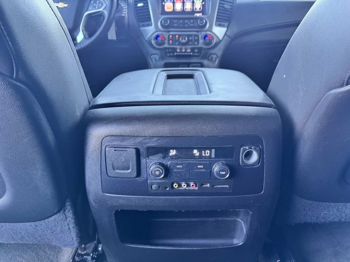 Used 2015 Chevrolet Suburban LT AWD/4WD image 34