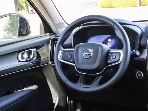 New 2026 Volvo XC40 B5 Ultra w/ Climate Package image 24