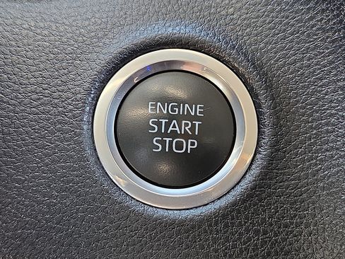 Used 2024 Toyota Tundra SR5 w/ SR5 Premium Package AWD/4WD image 20