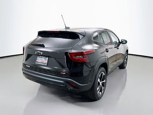 New 2026 Chevrolet Trax RS image 9