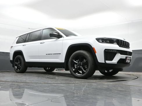 New 2026 Jeep Grand Cherokee L Limited AWD/4WD image 43
