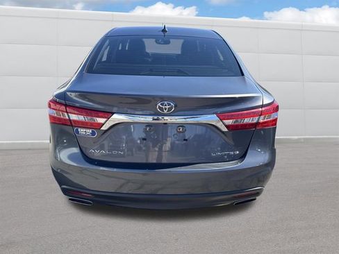 Used 2015 Toyota Avalon Limited w/ Technology Package image 4