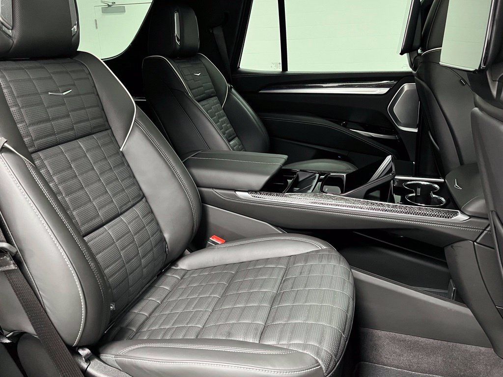 Used 2026 Cadillac Escalade V AWD/4WD image 60
