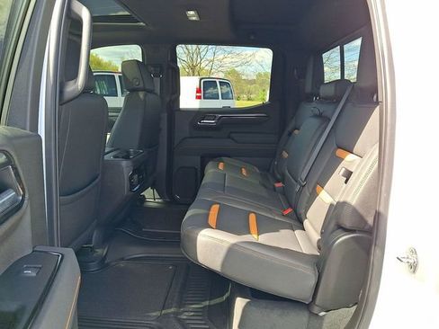 Certified 2025 GMC Sierra 1500 AT4 w/ Technology Package AWD/4WD image 25