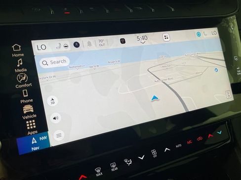 New 2026 Jeep Grand Cherokee Altitude AWD/4WD image 6