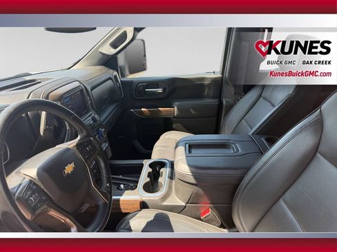 Used 2022 Chevrolet Silverado 3500 High Country w/ Safety Package II AWD/4WD image 22