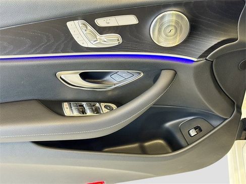 Certified 2023 Mercedes-Benz E 350 4MATIC Sedan w/ Premium Package image 18