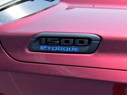 Used 2025 RAM 1500 Tradesman AWD/4WD image 9
