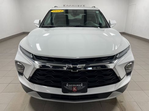 Used 2024 Chevrolet Blazer LT w/ Convenience Package image 2