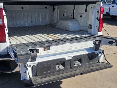 Used 2022 Chevrolet Silverado 1500 LTZ w/ LTZ Premium Package image 10