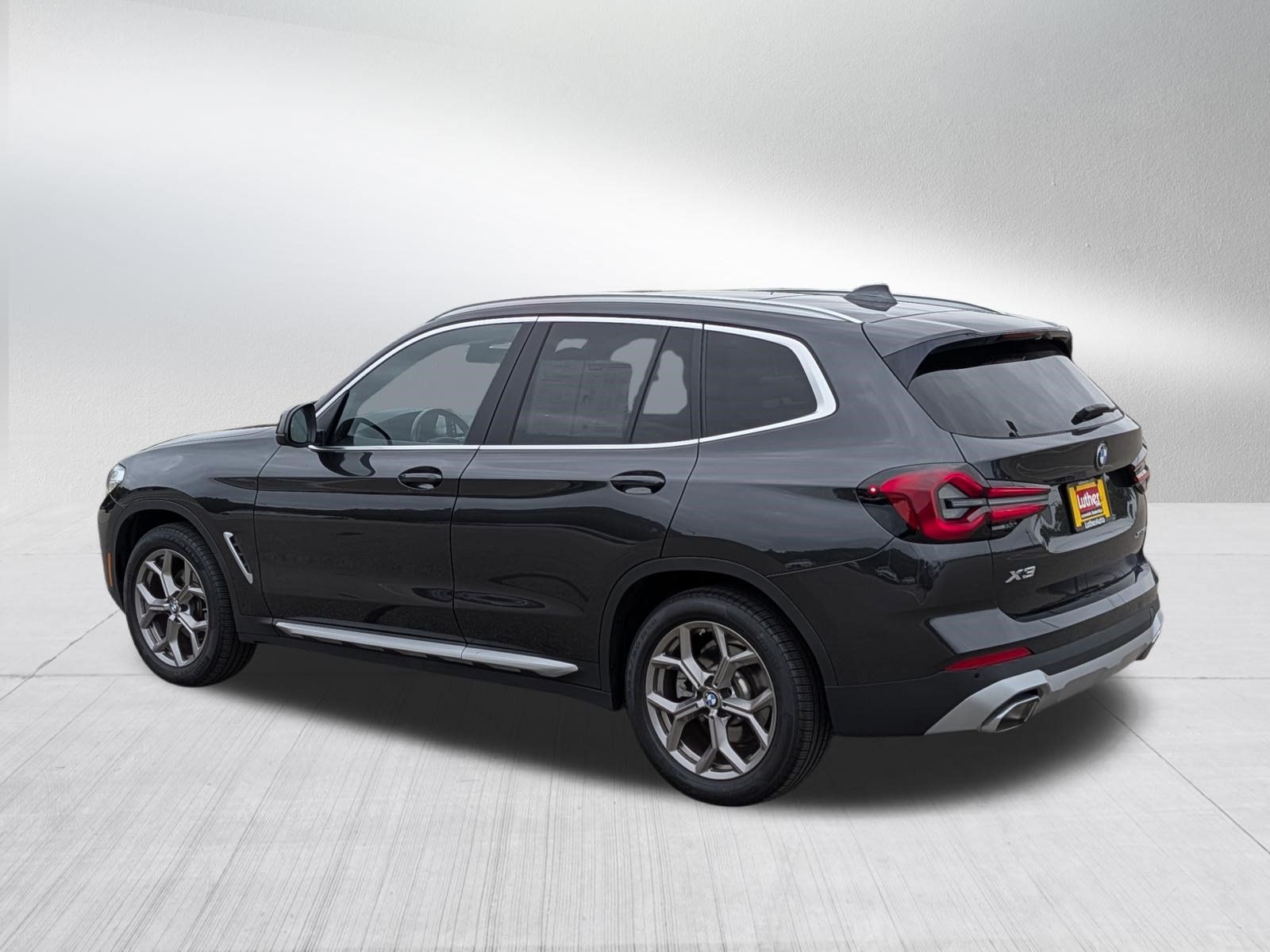 Used 2022 BMW X3 xDrive30i w/ Premium Package 2 AWD/4WD image 5