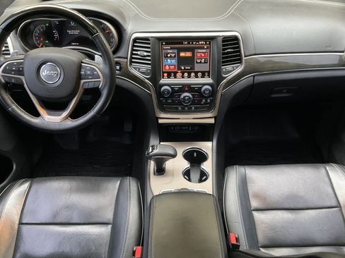 Used 2015 Jeep Grand Cherokee Overland image 26