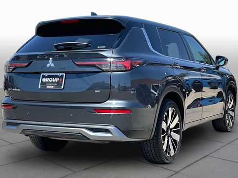 Used 2025 Mitsubishi Outlander SE AWD/4WD image 13
