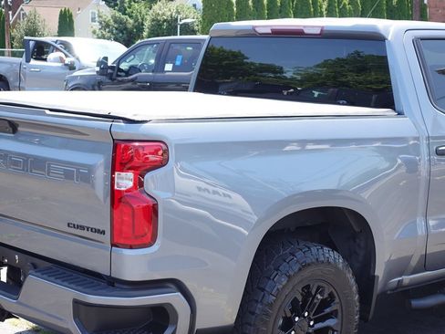 Used 2021 Chevrolet Silverado 1500 Custom AWD/4WD image 11