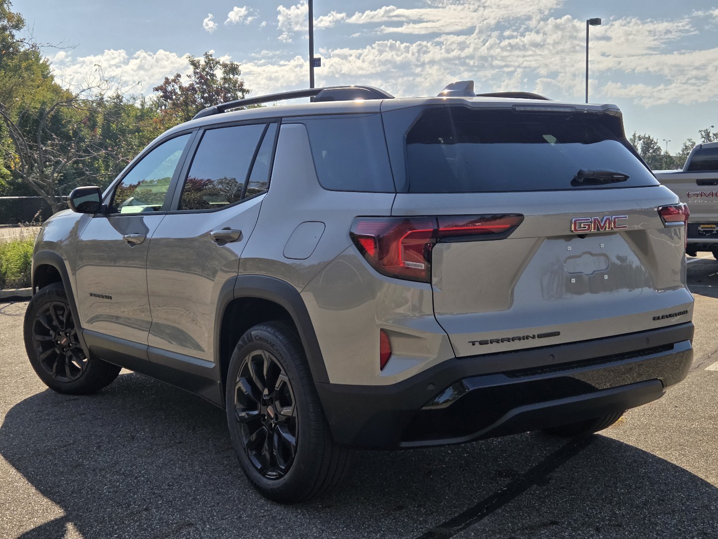 New 2027 GMC Terrain Elevation w/ Elevation Premium Package AWD/4WD image 15