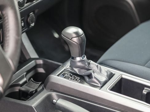 Used 2023 Toyota Tacoma TRD Off-Road AWD/4WD image 20