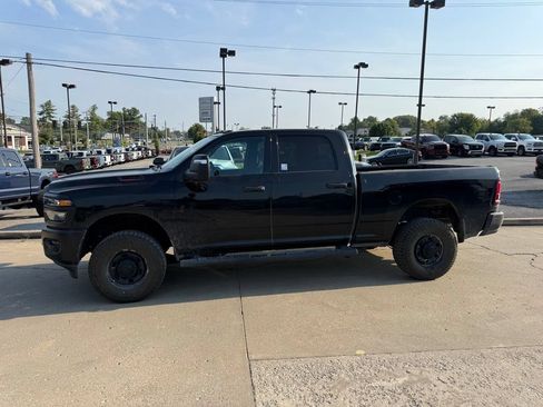Used 2025 RAM 2500 Tradesman AWD/4WD image 7