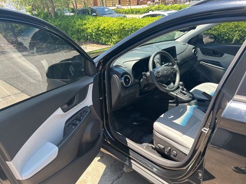 Used 2023 Hyundai Kona SEL AWD/4WD image 12