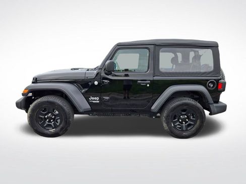 Used 2019 Jeep Wrangler Sport AWD/4WD image 7