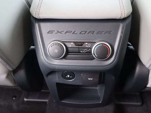 New 2026 Ford Explorer Active AWD/4WD image 32