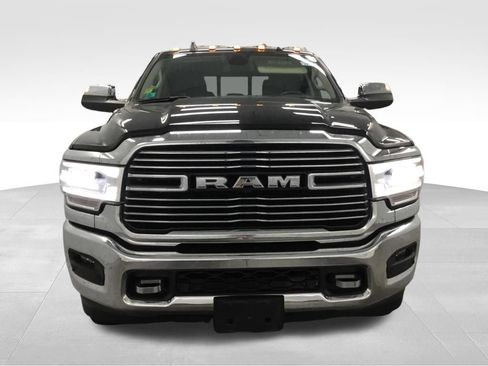 Used 2022 RAM 2500 Laramie AWD/4WD image 3